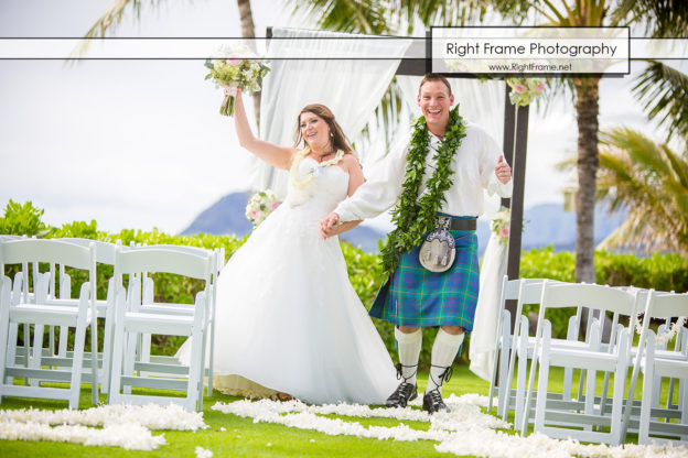 Destination Wedding In Hawaii Paradise Cove By Right Frame