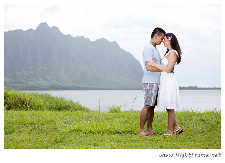 103_Oahu_Engagement_Photography_Kualoa_Regional_Beach_Park