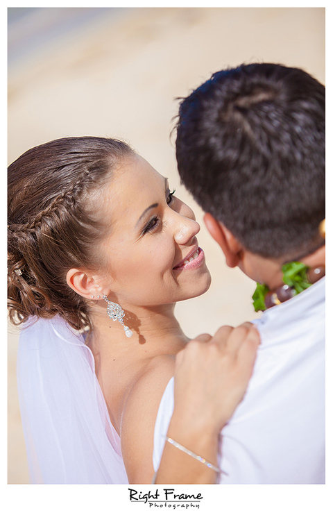 011_wedding photographers in oahu hi