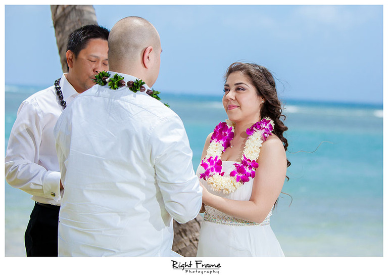 Hawaii Wedding Photography | Theresa | Right Frame Photography