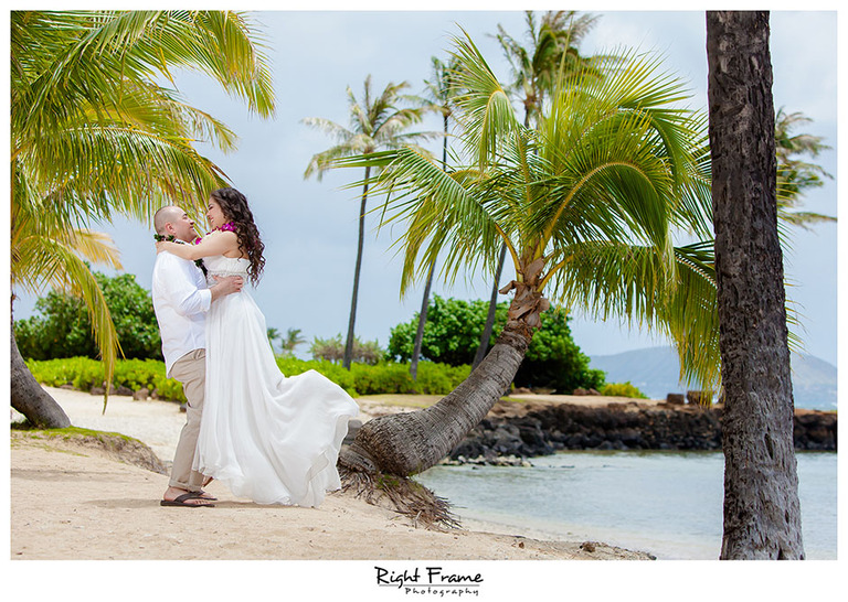 Hawaii Wedding Photography | Theresa | Right Frame Photography