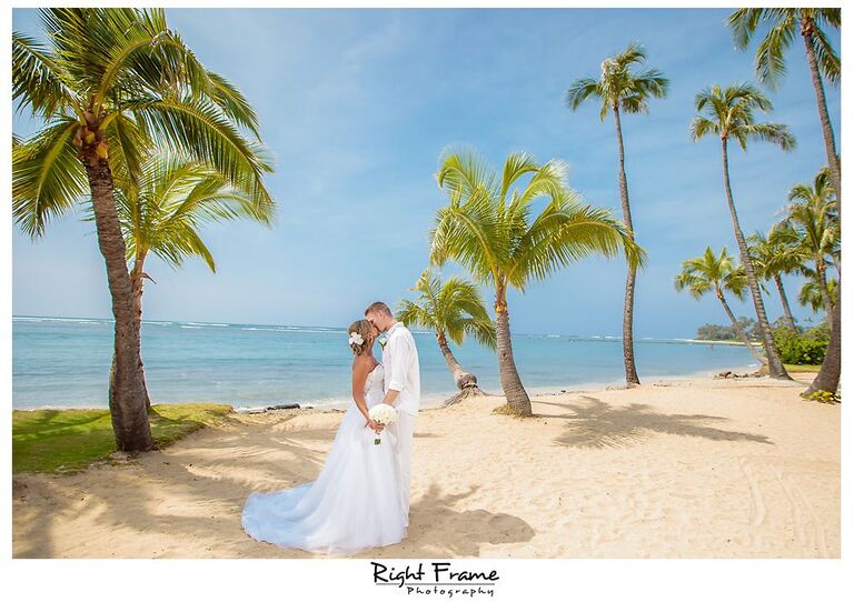 109_Kahala Beach Wedding oahu photographer