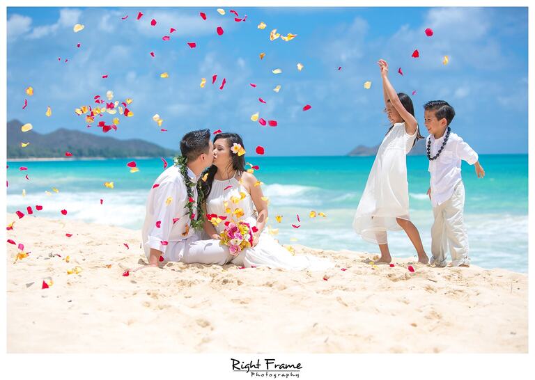 Wedding Vow Renewal in Oahu Hawaii