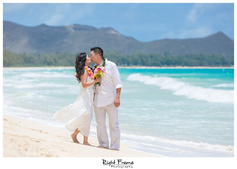 Wedding Vow Renewal in Oahu Hawaii