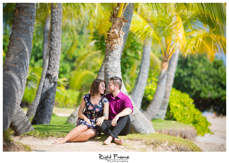Engagement Photographer in Honolulu