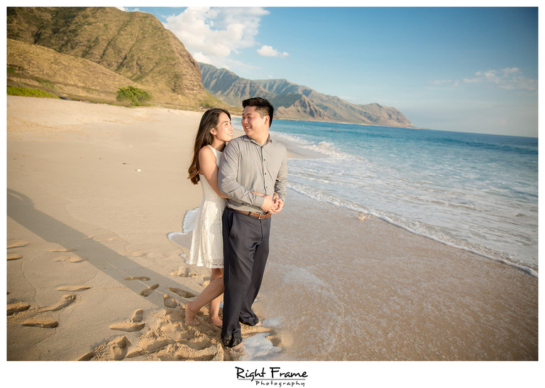 Romantic Surprise Hawaii Engagement Proposal