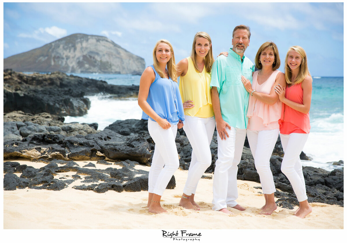 Family Photographer In Hawaii Oahu - Right Frame Photography