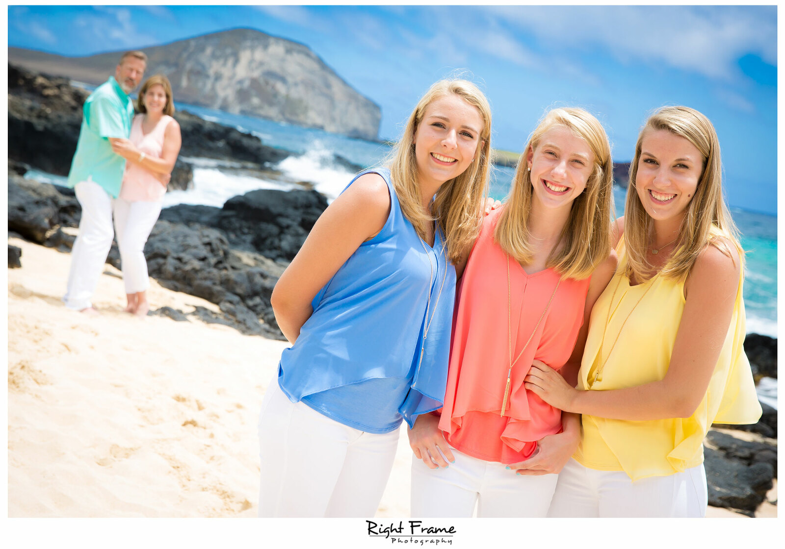 Family Photographer In Hawaii Oahu - Right Frame Photography