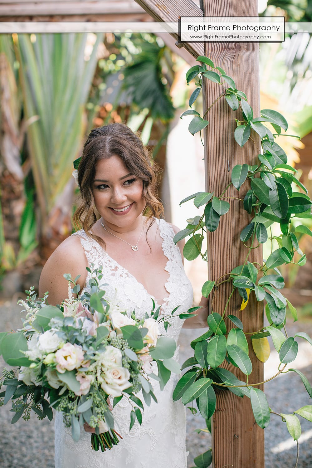 Wedding at Natsunoya Tea House Honolulu | Right Frame Photography