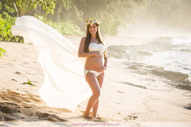 Hawaii Beach Maternity Portraits