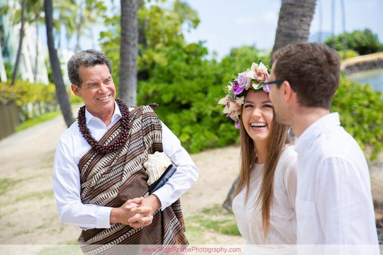 Simple Oahu Wedding Photography