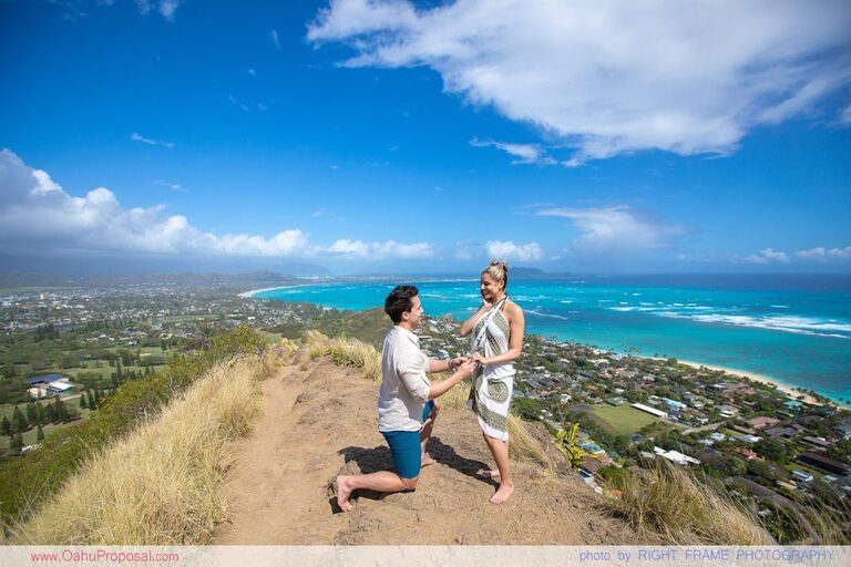 Oahu Proposal Photographer Lanikai Pillbox Hike